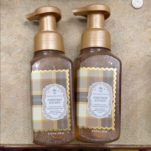 Bath & Body Works Christmas Kitchen Hand Soap - Gold and Brown